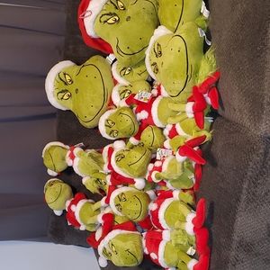 GRINCH POSABLE PLUSH DOLL